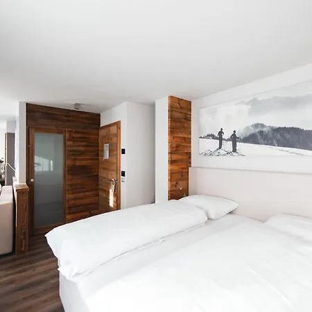 维特斯山区小屋酒店 酒店 4*