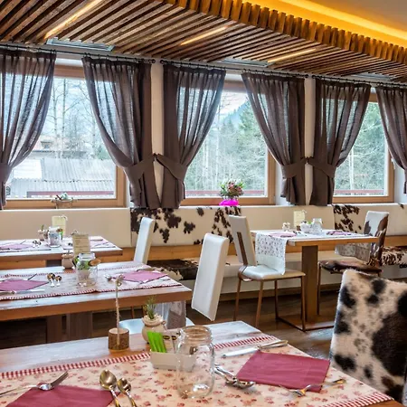 维特斯山区小屋酒店 卡纳泽伊