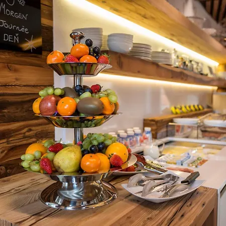 维特斯山区小屋酒店 酒店 卡纳泽伊