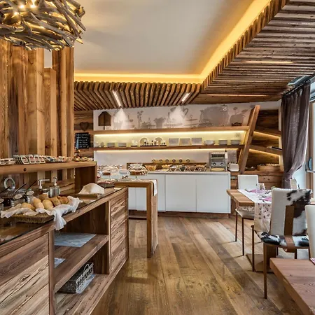 Vites Mountain 4* Canazei
