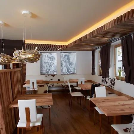 酒店 维特斯山区小屋酒店 卡纳泽伊