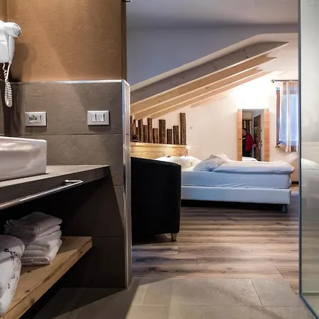 维特斯山区小屋酒店 酒店 4*