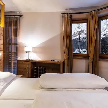 Готель Vites Mountain 4*