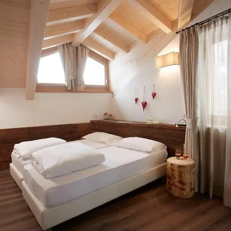 维特斯山区小屋酒店 卡纳泽伊