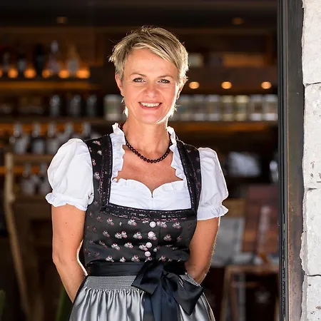 维特斯山区小屋酒店 4* 卡纳泽伊