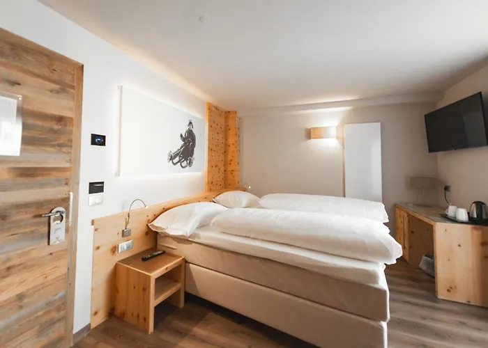 维特斯山区小屋酒店 酒店 4*